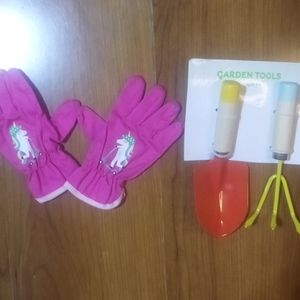 NWOT little girls gardening gloves & mini garden tools